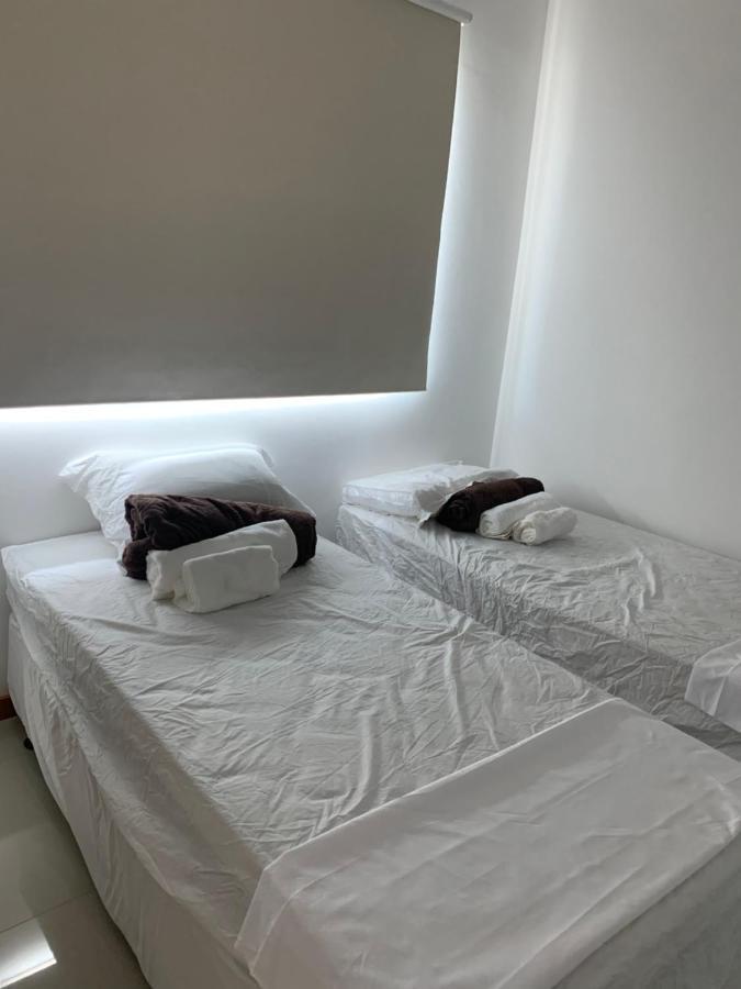 Casa 3 Suites Com Piscina Privativa - Ao Lado De Vilas Do Atlantico! Lauro de Freitas Eksteriør billede